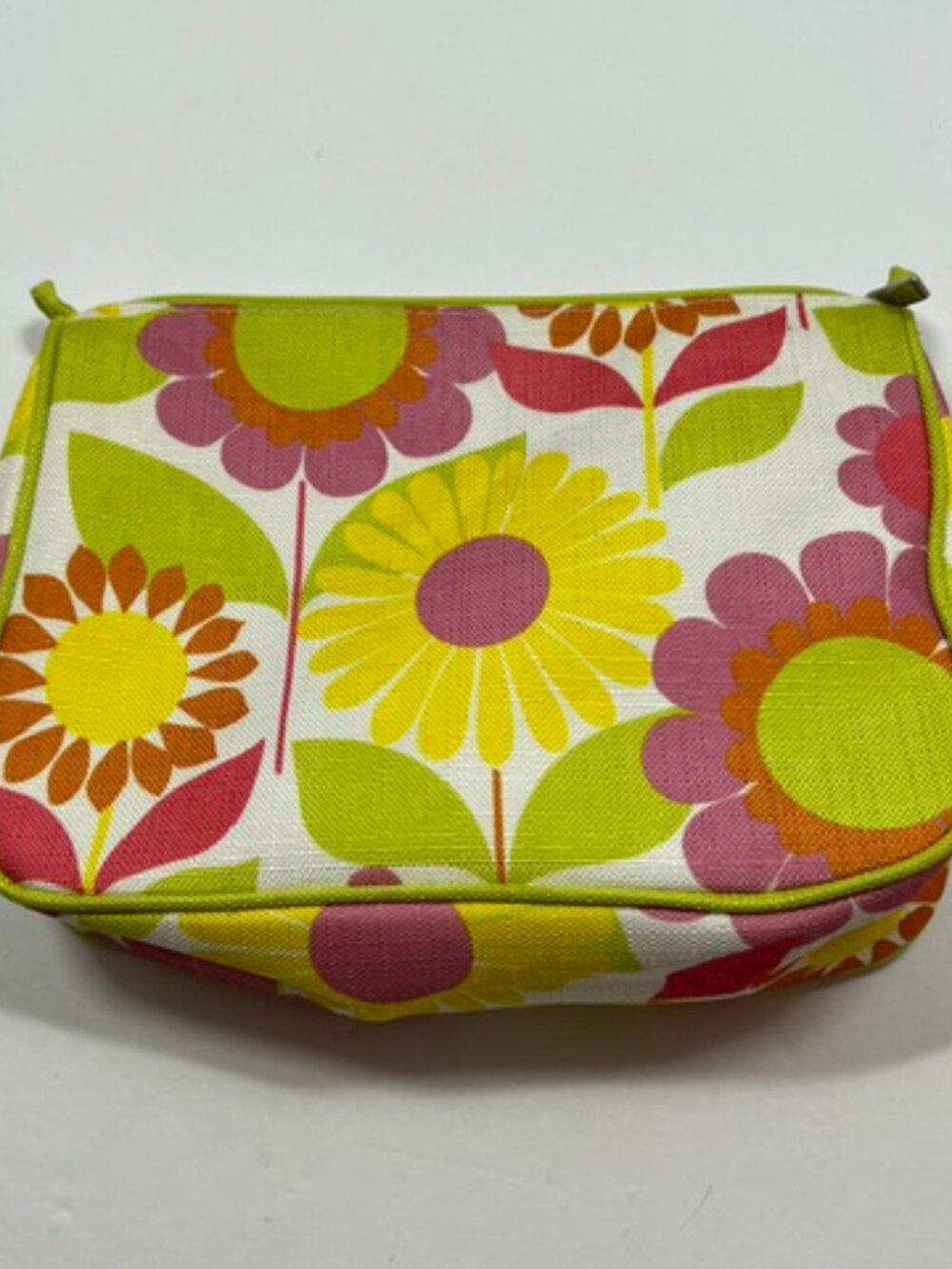Clinique Colorful Daisies Travel Cosmetics Anything Bag with Retro 70s MOD Vibes